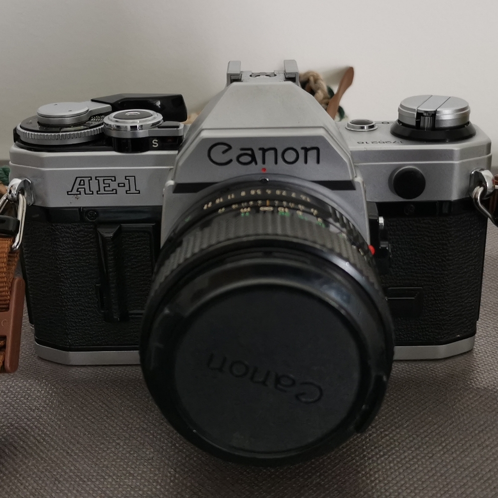 Canon AE-1